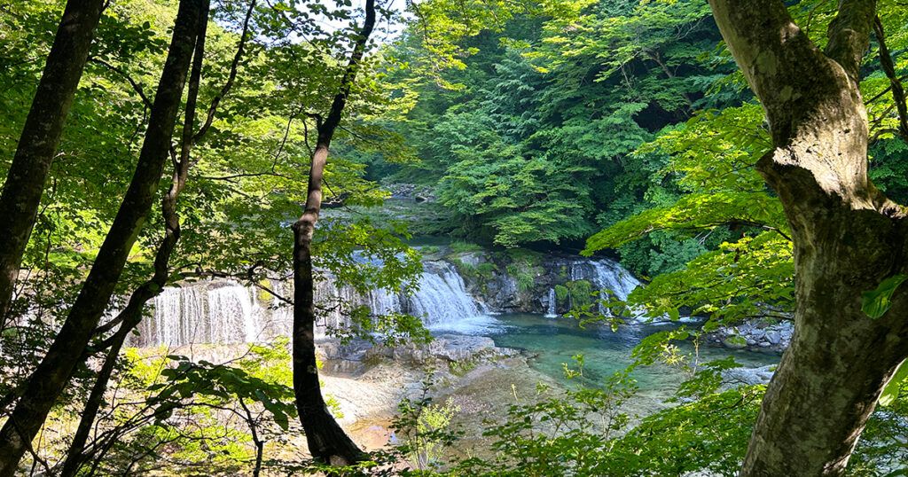浅布渓谷の不動の滝