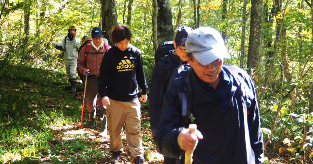 千年クロべの登山道