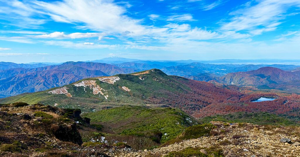 秋の栗駒山からの眺望